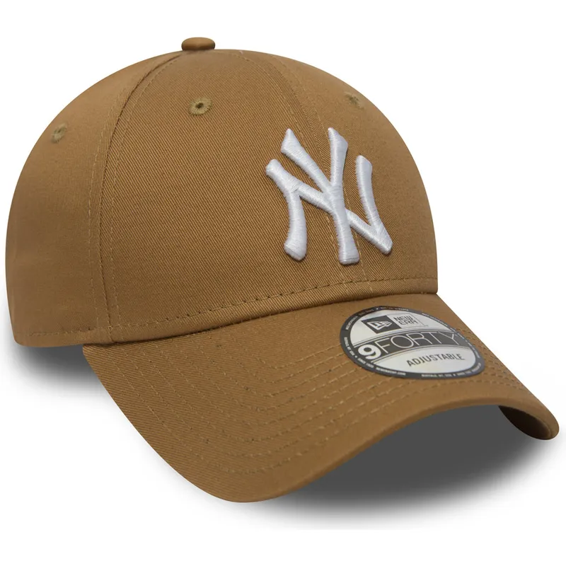 curva-claro-9forty-essential-new-york-yankees-mlb-new-era