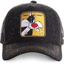 trucker-silvestre-loomin1-looney-tunes-capslab