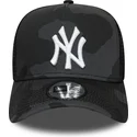 essential-camo-a-frame-new-york-yankees-mlb-new-era