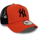 trucker-league-essential-a-frame-new-york-yankees-mlb-new-era