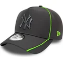 snapback-feather-pipe-a-frame-new-york-yankees-mlb-new-era