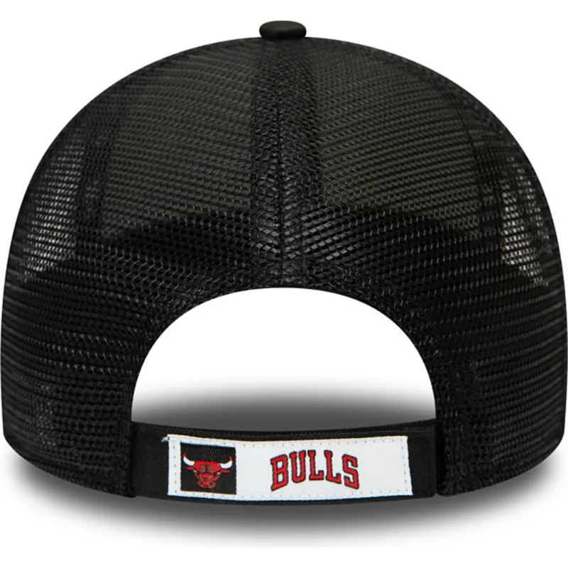 curva-negro-9forty-home-field-chicago-bulls-nba-new-era
