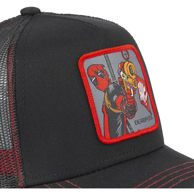 curva-snapback-deadpool-marvel-comics-capslab