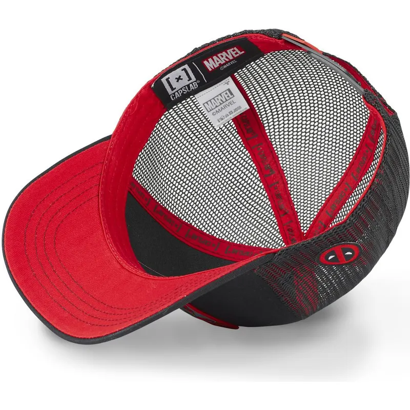 curva-snapback-deadpool-marvel-comics-capslab