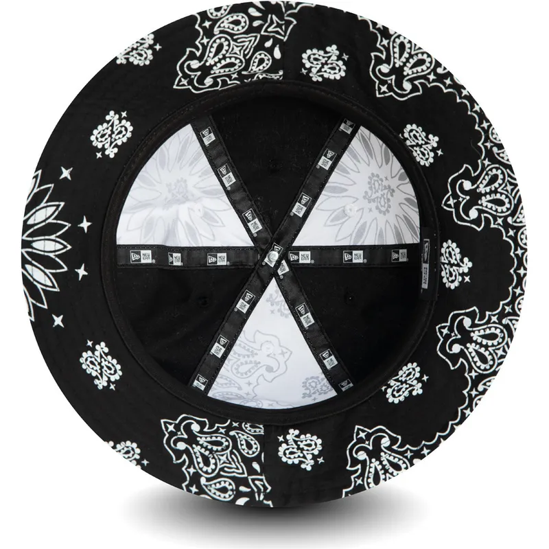 bucket-negro-y-blanco-paisley-explorer-new-era
