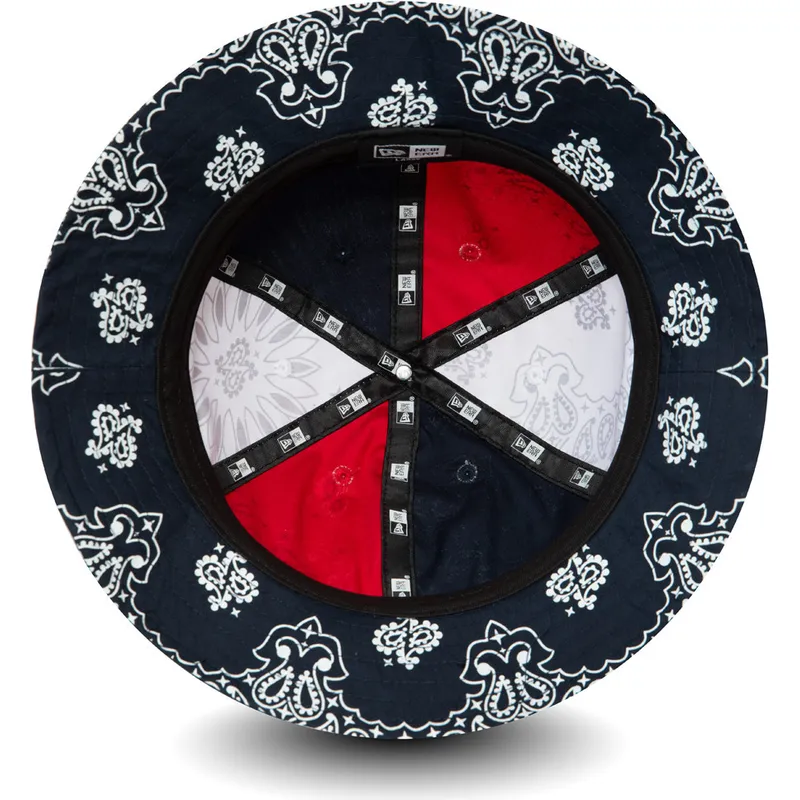 bucket-azul-marino-rojo-y-blanco-paisley-explorer-new-era bucket-azul-marino-rojo-y-blanco-paisley-explorer-new-era