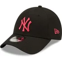 curva-snapback-rosa-9forty-black-base-new-york-yankees-mlb-new-era
