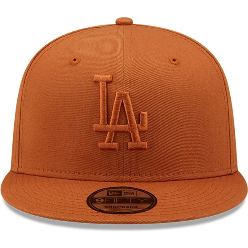 plana-snapback-marron-9fifty-league-essential-los-angeles-dodgers-mlb-new-era