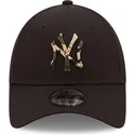 curva-marron-9forty-camo-infill-new-york-yankees-mlb-new-era
