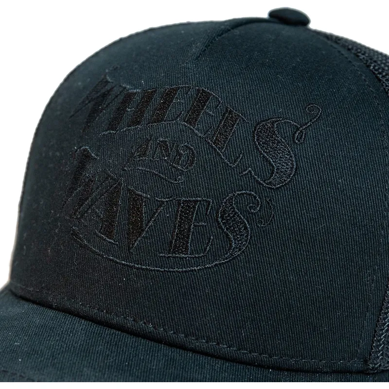curva-snapback-wheels-and-waves curva-snapback-wheels-and-waves