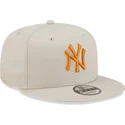 plana-snapback-9fifty-league-essential-new-york-yankees-mlb-new-era