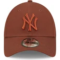 curva-9forty-league-essential-new-york-yankees-mlb-new-era