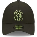 snapback-9forty-neon-pack-repreve-new-york-yankees-mlb-new-era