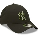 curva-snapback-9forty-neon-pack-repreve-new-york-yankees-mlb-new-era