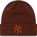 league-essential-cuff-new-york-yankees-mlb-new-era
