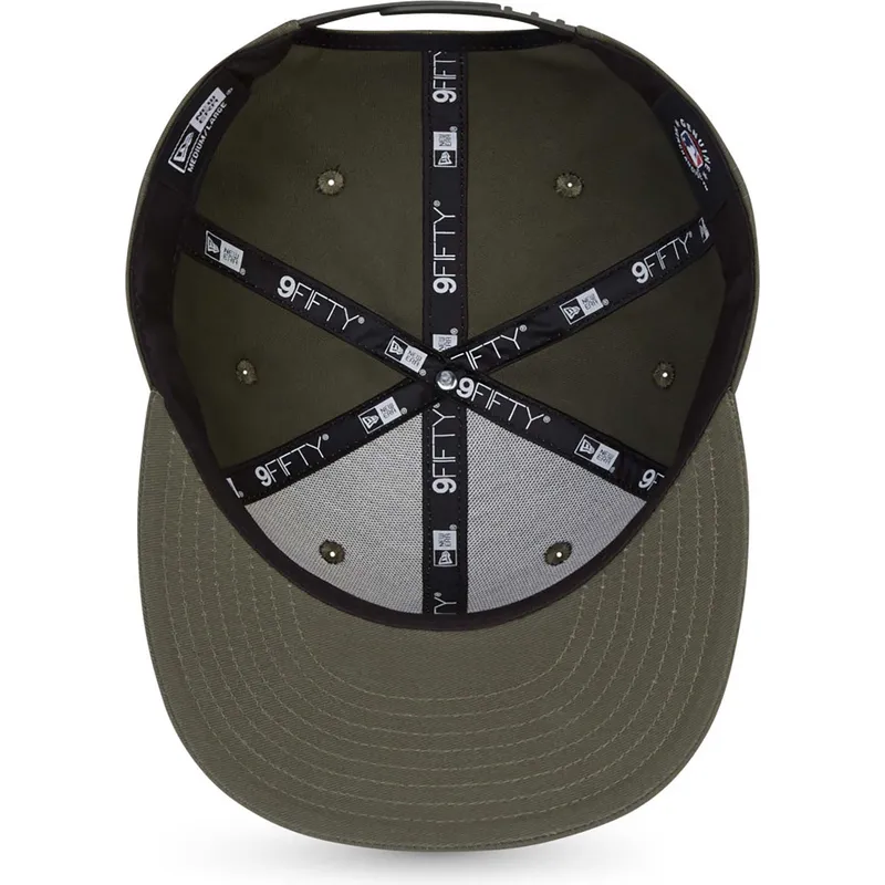 plana-snapback-9fifty-essential-new-york-yankees-mlb-new-era