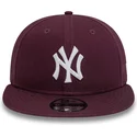 plana-snapback-granate-9fifty-essential-new-york-yankees-mlb-new-era