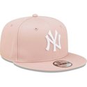 new-era-flat-brim-9fifty-league-essential-new-york-yankees-mlb-pink-snapback-cap