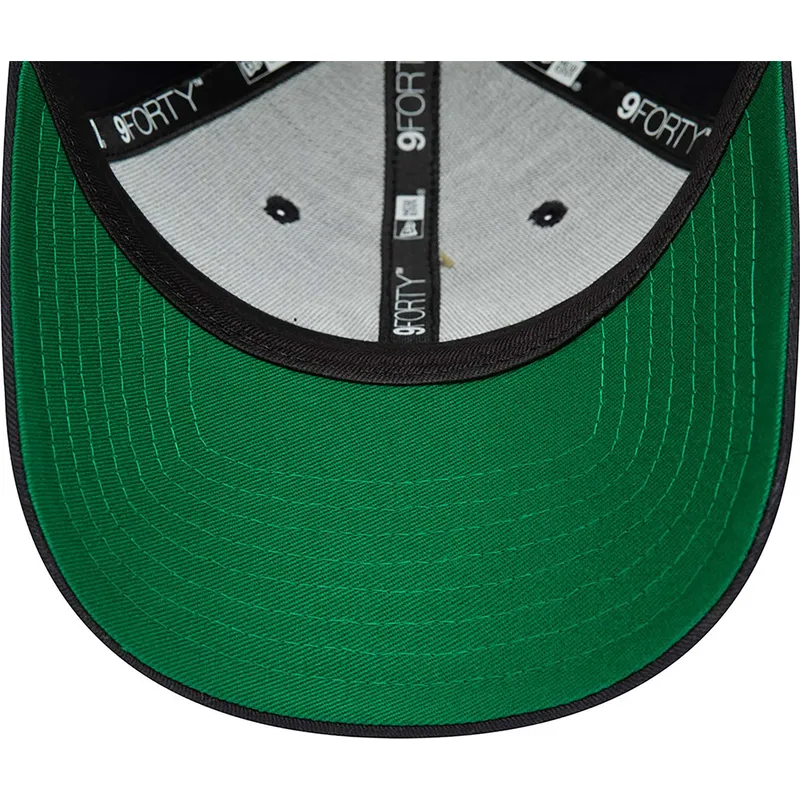 curva-9forty-team-side-patch-new-york-yankees-mlb-new-era