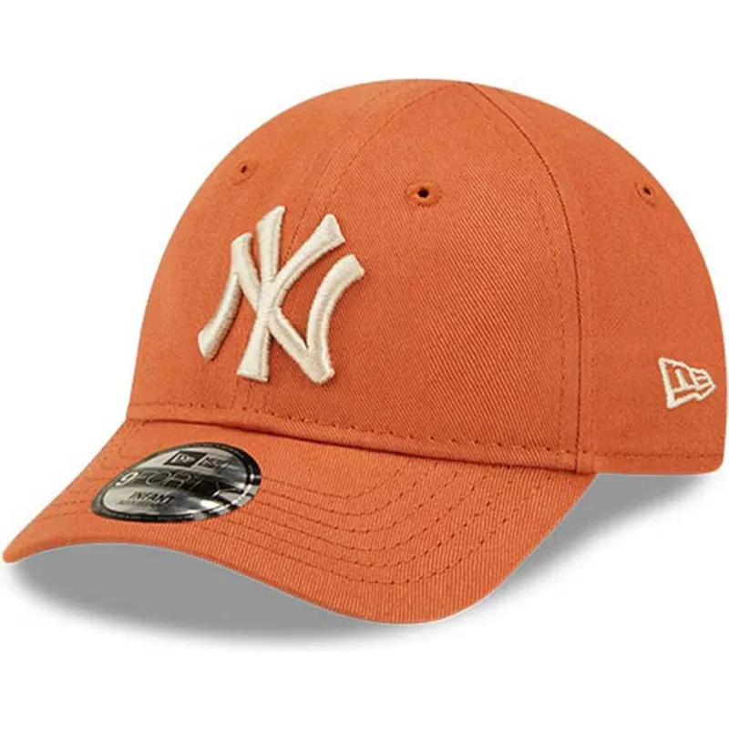 curva-pequeno-9forty-league-essential-new-york-yankees-mlb-new-era