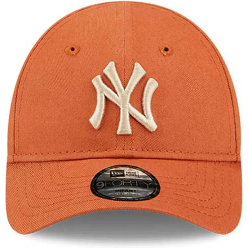 curva-pequeno-9forty-league-essential-new-york-yankees-mlb-new-era