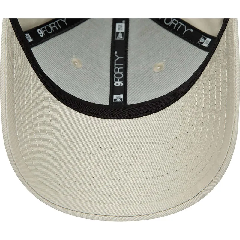 curva-valentino-rossi-vr46-9forty-essential-valentino-rossi-vr46-motogp-new-era