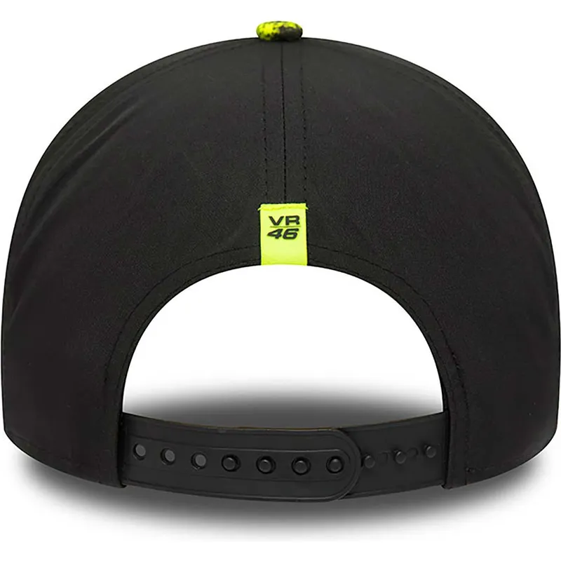 curva-snapback-valentino-rossi-vr46-9forty-all-over-print-valentino-rossi-vr46-motogp-new-era