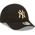 curva-pequeno-9forty-league-essential-new-york-yankees-mlb-new-era