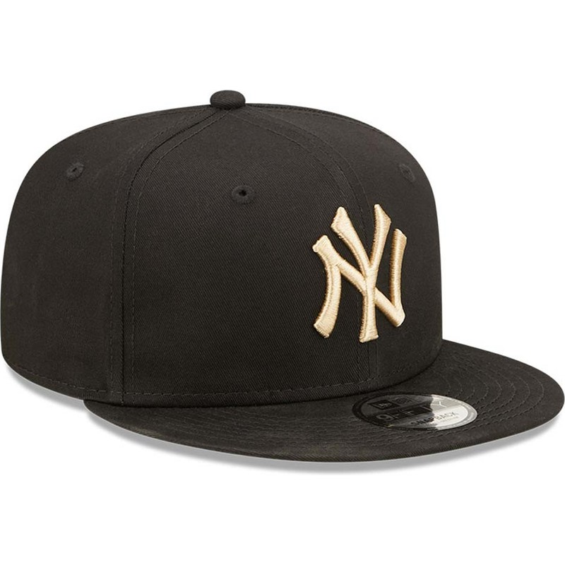 new-era-flat-brim-9fifty-league-essential-new-york-yankees-mlb-black-snapback-cap-with-beige-logo