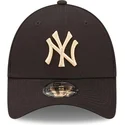 curva-9forty-league-essential-new-york-yankees-mlb-new-era