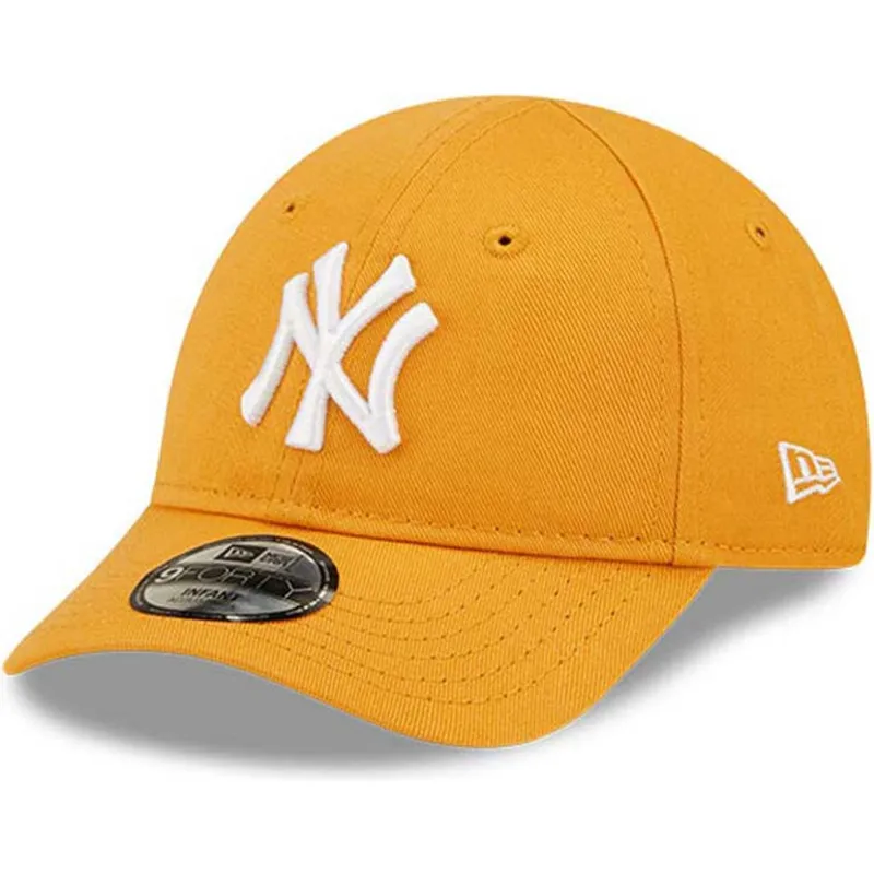 curva-pequeno-9forty-league-essential-new-york-yankees-mlb-new-era