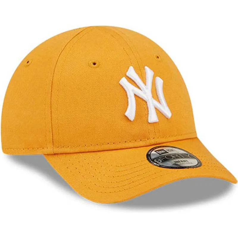 curva-pequeno-9forty-league-essential-new-york-yankees-mlb-new-era