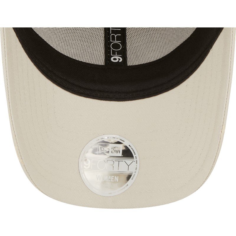 new-era-curved-brim-women-9forty-monogram-new-york-yankees-mlb-beige-adjustable-cap