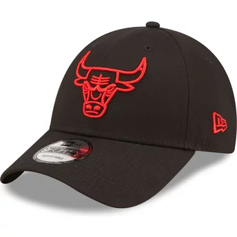 Νέα Εποχή Καμπυλωτή Μπριμ Κόκκινο Λογότυπο 9FORTY Νέον Περίγραμμα Chicago Bulls NBA Μαύρο Ρυθμιζόμενο Καπέλο