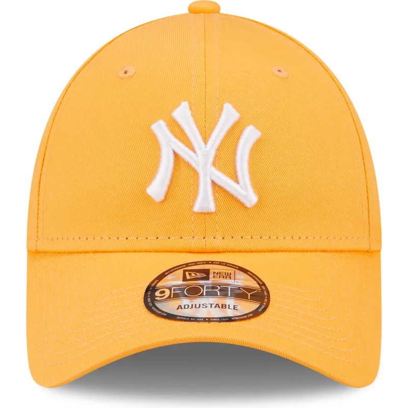 curva-claro-9forty-league-essential-new-york-yankees-mlb-new-era