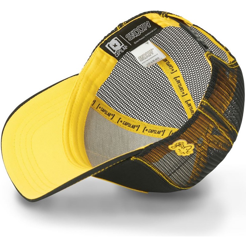 capslab-snoopy-do1-peanuts-black-trucker-hat
