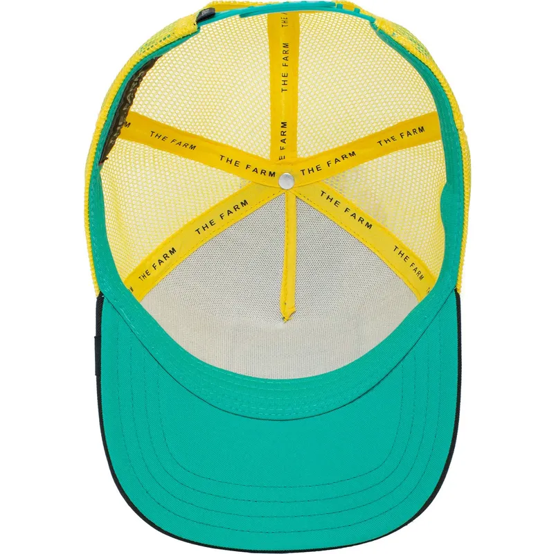 trucker-labrador-retriever-loyal-doggy-trip-the-farm-goorin-bros