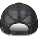 curva-snapback-a-frame-mclaren-racing-formula-1-new-era