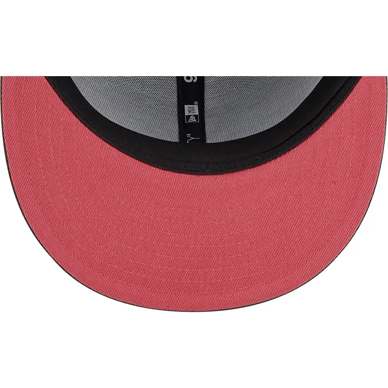 plana-snapback-9fifty-side-patch-new-york-yankees-mlb-new-era