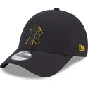 9forty-team-outline-new-york-yankees-mlb-new-era
