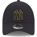 9forty-team-outline-new-york-yankees-mlb-new-era