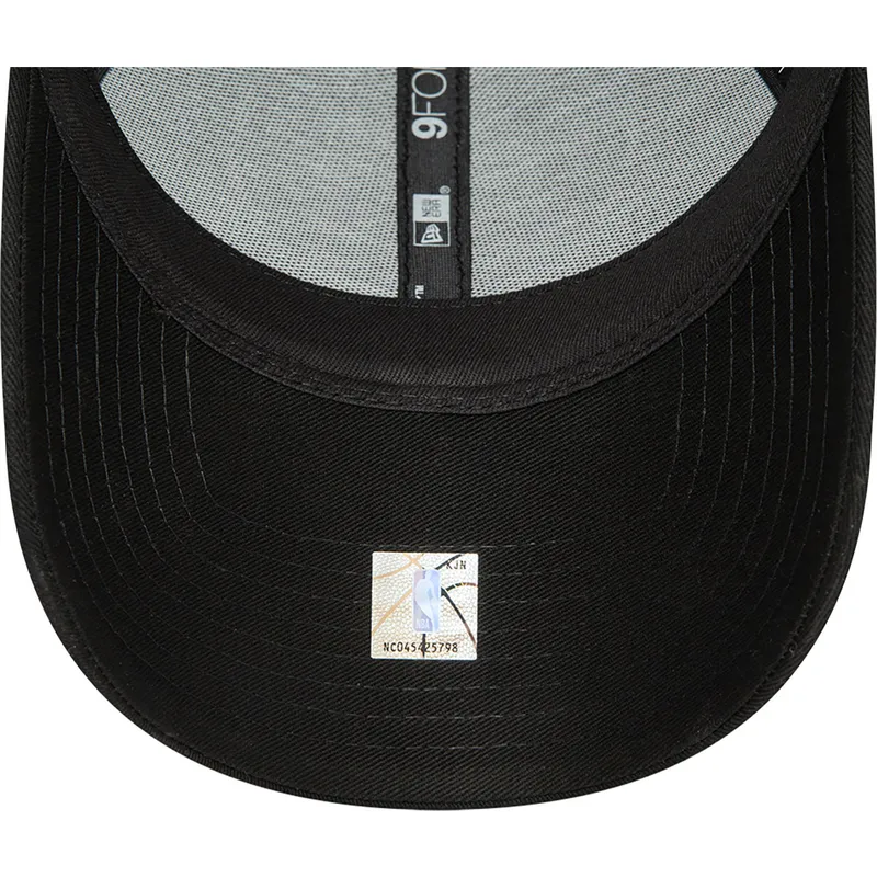 curva-9forty-metallic-badge-chicago-bulls-nba-new-era