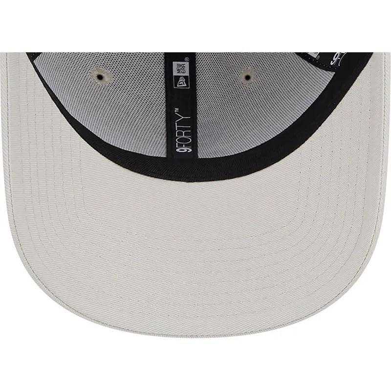 curva-marron-9forty-league-essential-chicago-white-sox-mlb-new-era