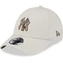 9forty-check-infill-new-york-yankees-mlb-new-era