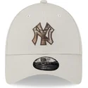 9forty-check-infill-new-york-yankees-mlb-new-era