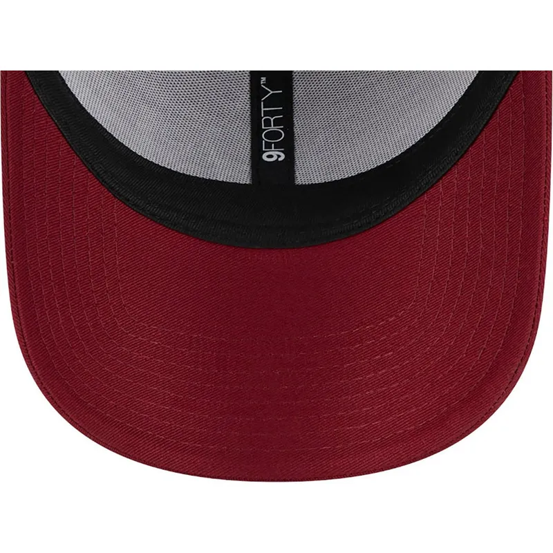 curva-negro-9forty-league-essential-new-york-yankees-mlb-new-era curva-negro-9forty-league-essential-new-york-yankees-mlb-new-era