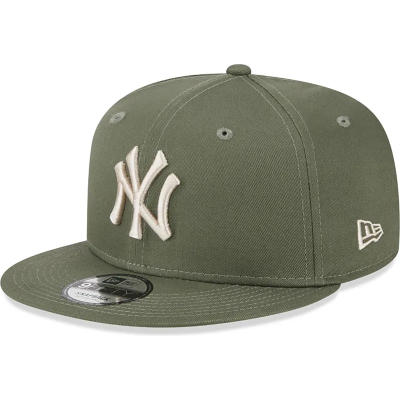 plana-snapback-9fifty-league-essential-new-york-yankees-mlb-new-era