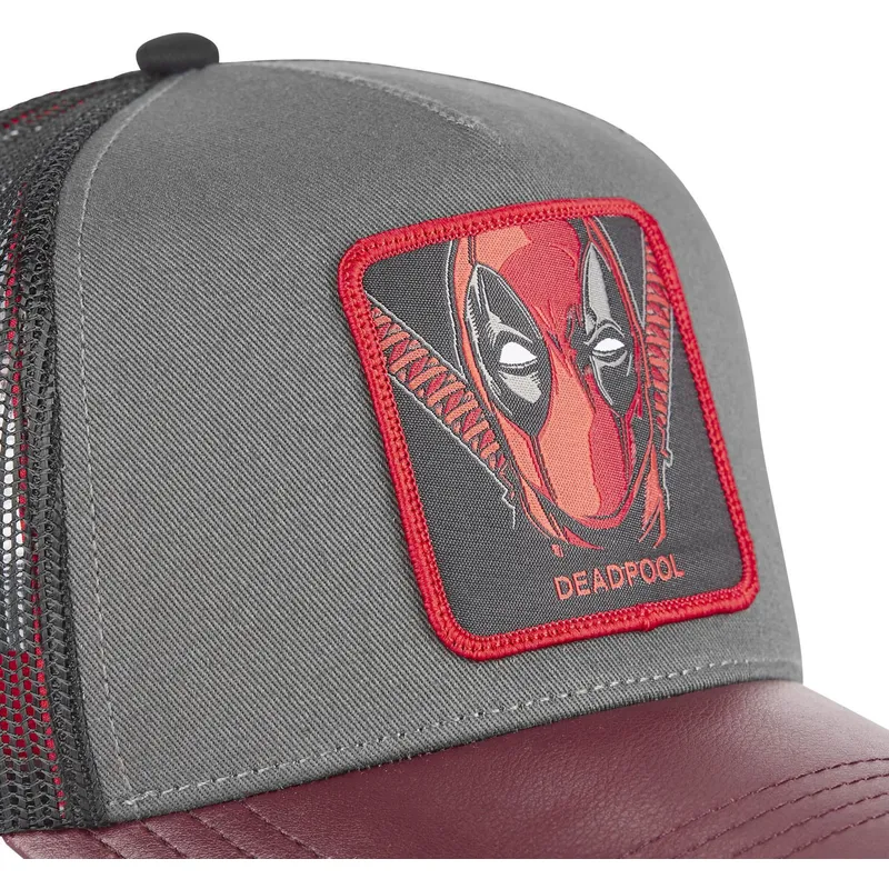 curva-snapback-deadpool-marvel-comics-capslab