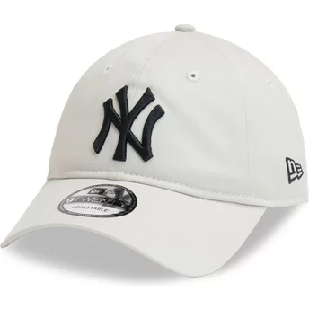 Νέα Εποχή Καμπυλωτό Περίγραμμα Μαύρο Λογότυπο 9TWENTY League Essential New York Yankees MLB Μπεζ Ρυθμιζόμενο Καπέλο