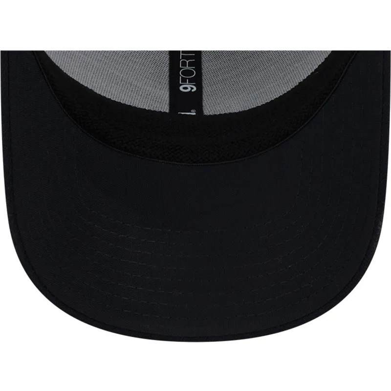 curva-snapback-9forty-stretch-snap-tab-new-york-yankees-mlb-new-era
